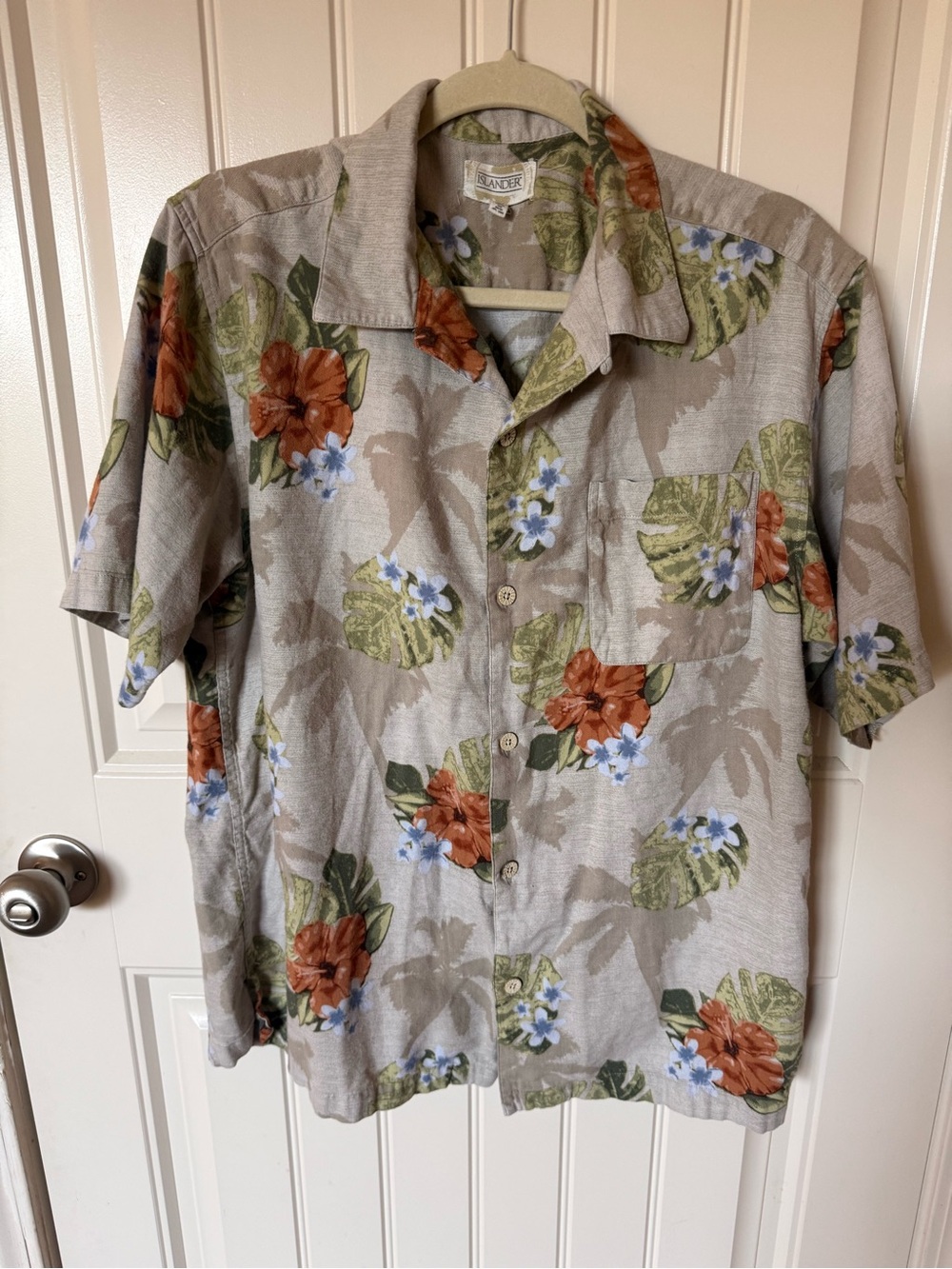 Islander Beige Tropical Floral Short-Sleeve Button-Down Shirt